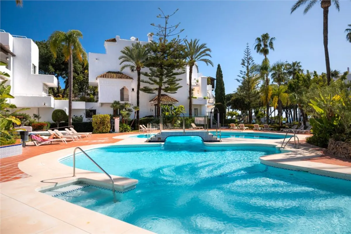 Panoramic Coastal Penthouse 152 — El Rosario, Marbella view 20