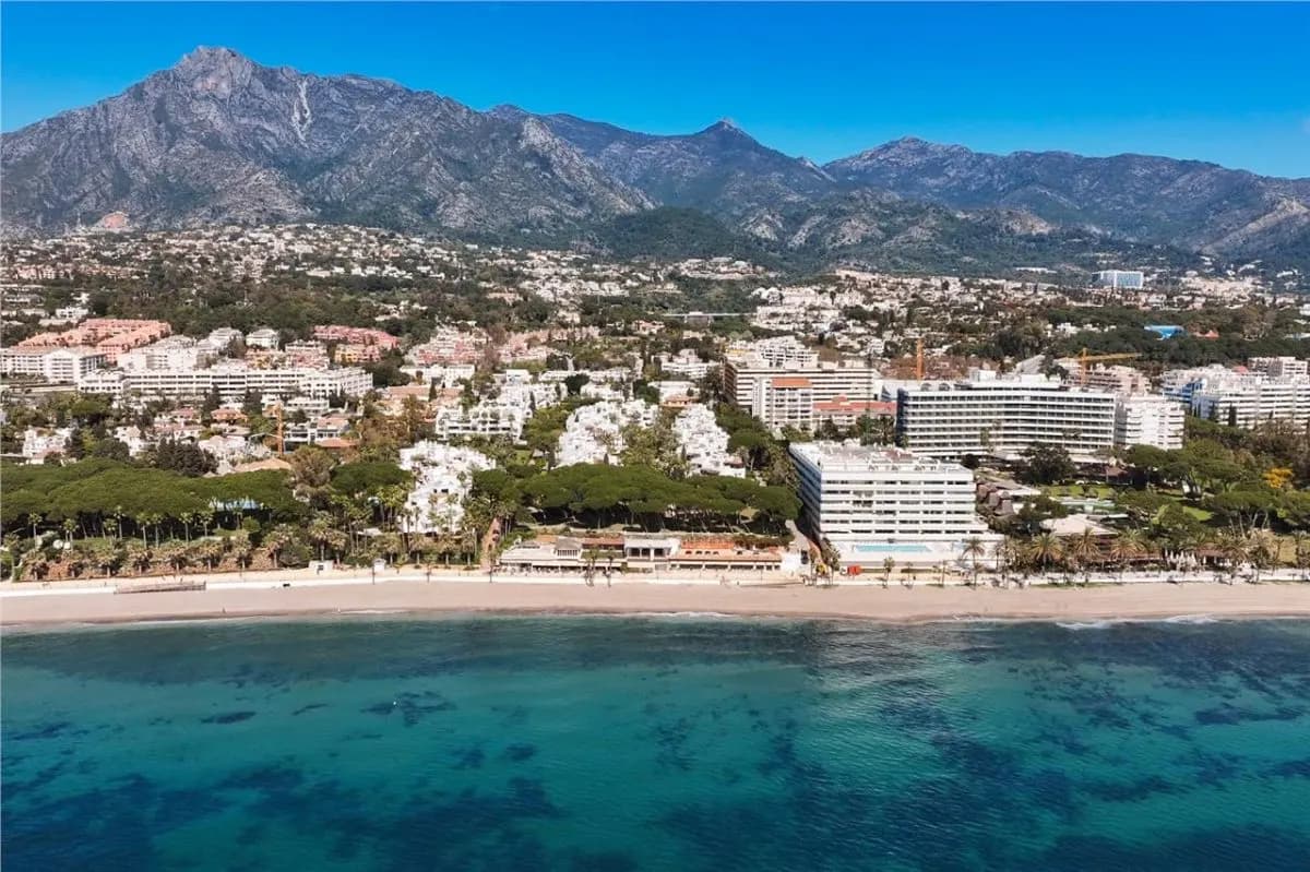 Panoramic Coastal Penthouse 152 — El Rosario, Marbella view 3