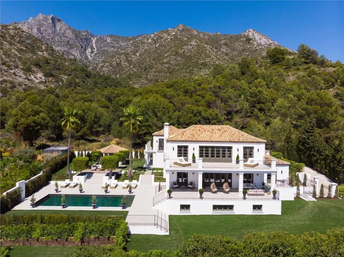 Villa Horizon 16 — Golden Mile Private Estate, Marbella — Photograph 1