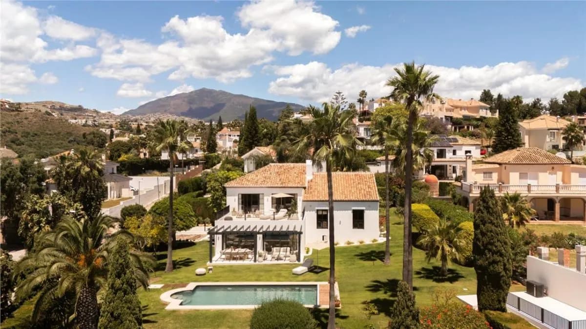Contemporary Mediterranean Villa 163 — Los Flamingos, Benahavis — Photograph 1