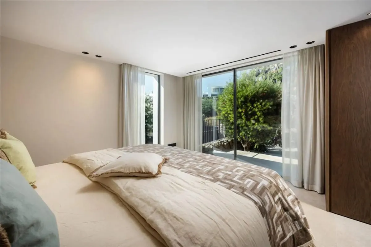 Villa Horizon 105 — Los Monteros Private Estate, Marbella view 14