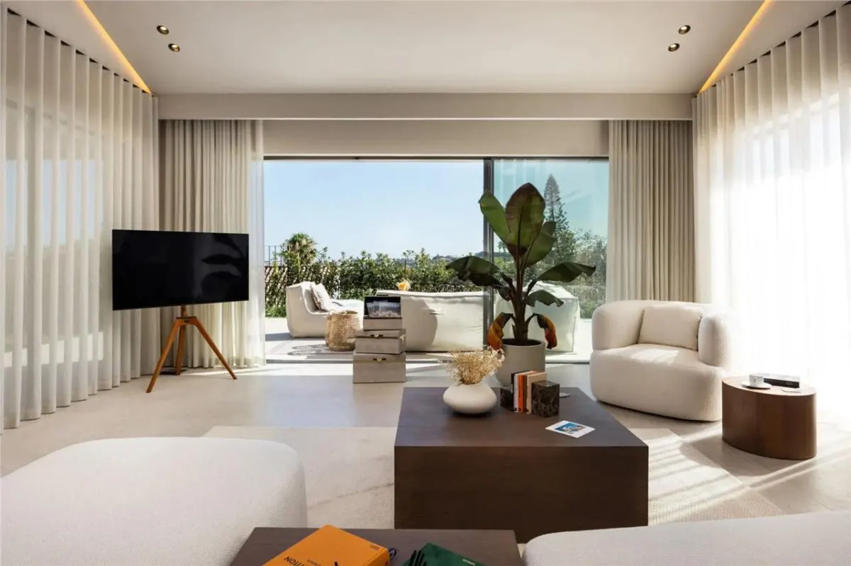 Villa Horizon 105 — Los Monteros Private Estate, Marbella view 17