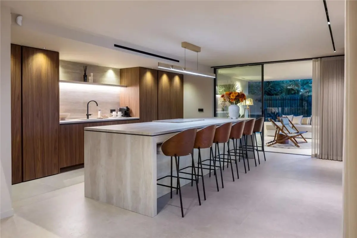 Villa Horizon 105 — Los Monteros Private Estate, Marbella view 8