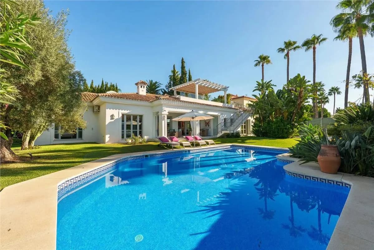 The Puerto Banús Architectural Residence 134 — Marbella view 3