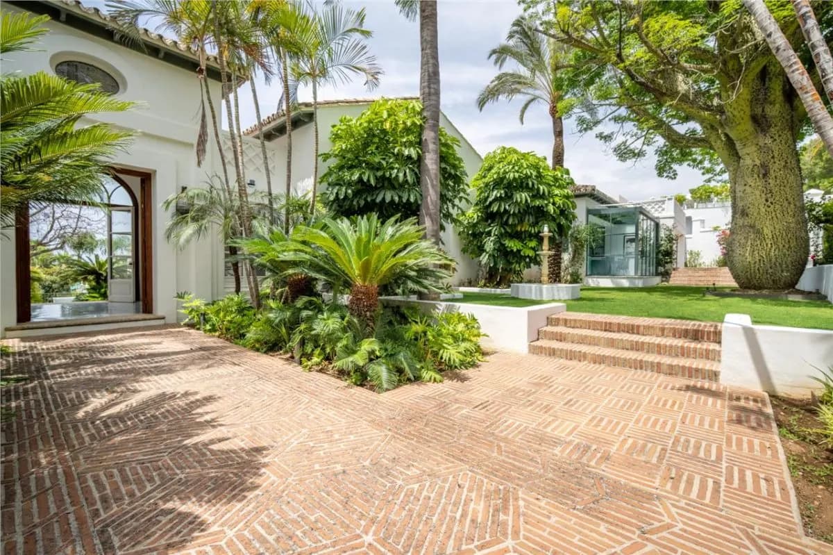 Villa Horizon 9 — Golden Mile Private Estate, Marbella view 4