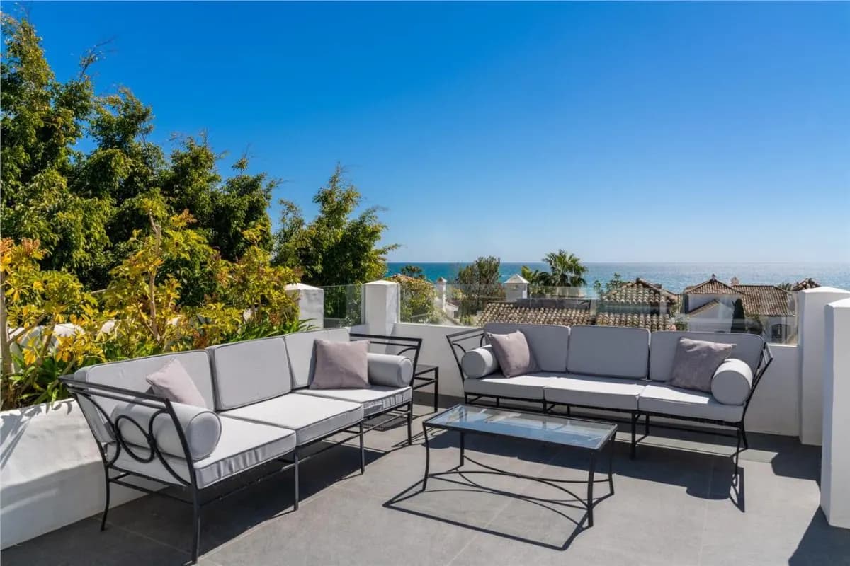 Panoramic Coastal Penthouse 62 — Sierra Blanca, Marbella — Photograph 1