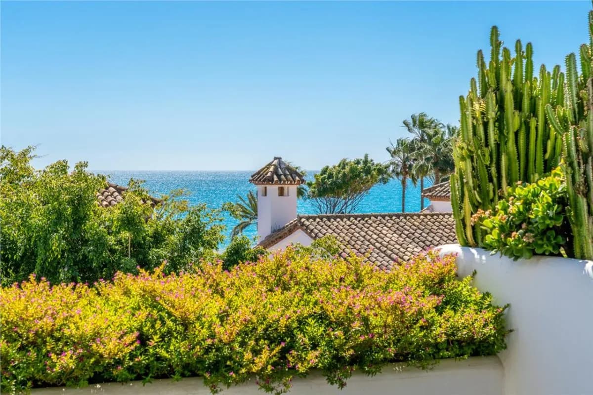 Panoramic Coastal Penthouse 62 — Sierra Blanca, Marbella view 2