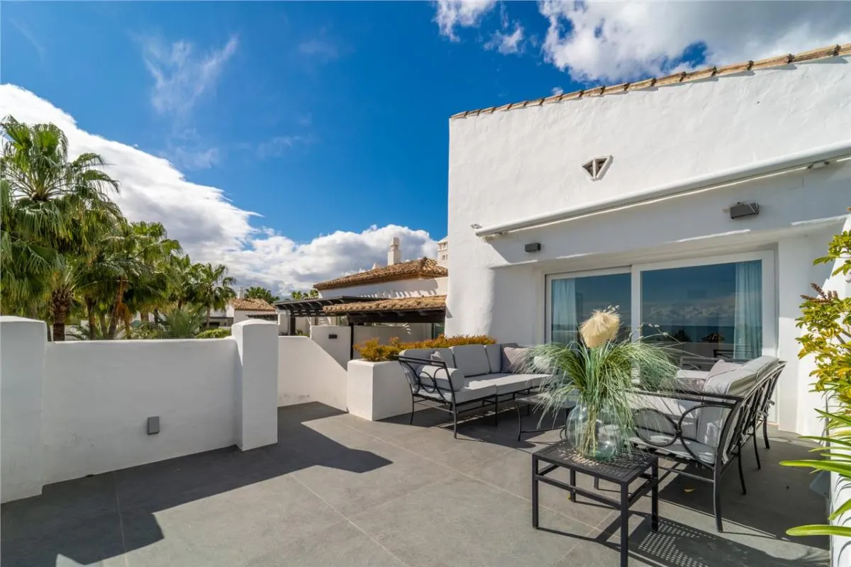Panoramic Coastal Penthouse 62 — Sierra Blanca, Marbella view 3