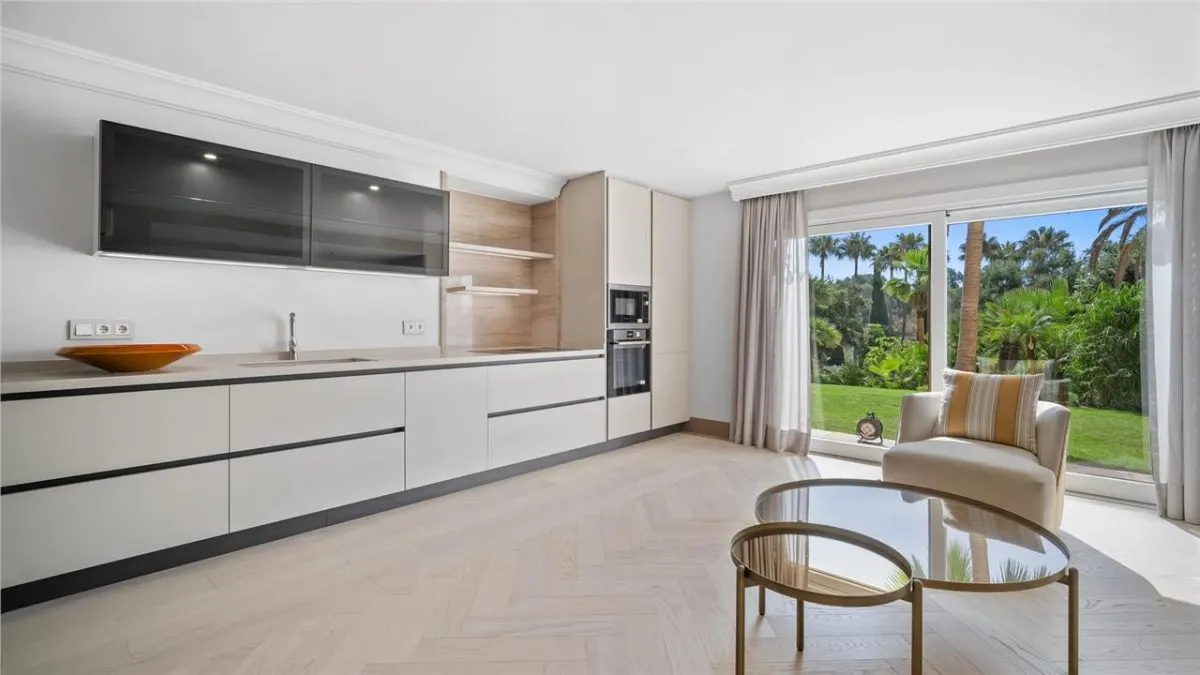 Villa Horizon 3 — Los Arqueros Private Estate, Benahavis view 11