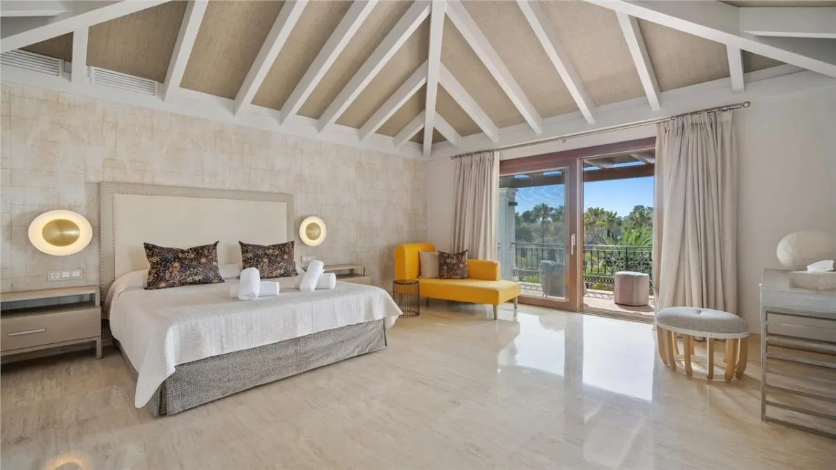 Villa Horizon 3 — Los Arqueros Private Estate, Benahavis view 16