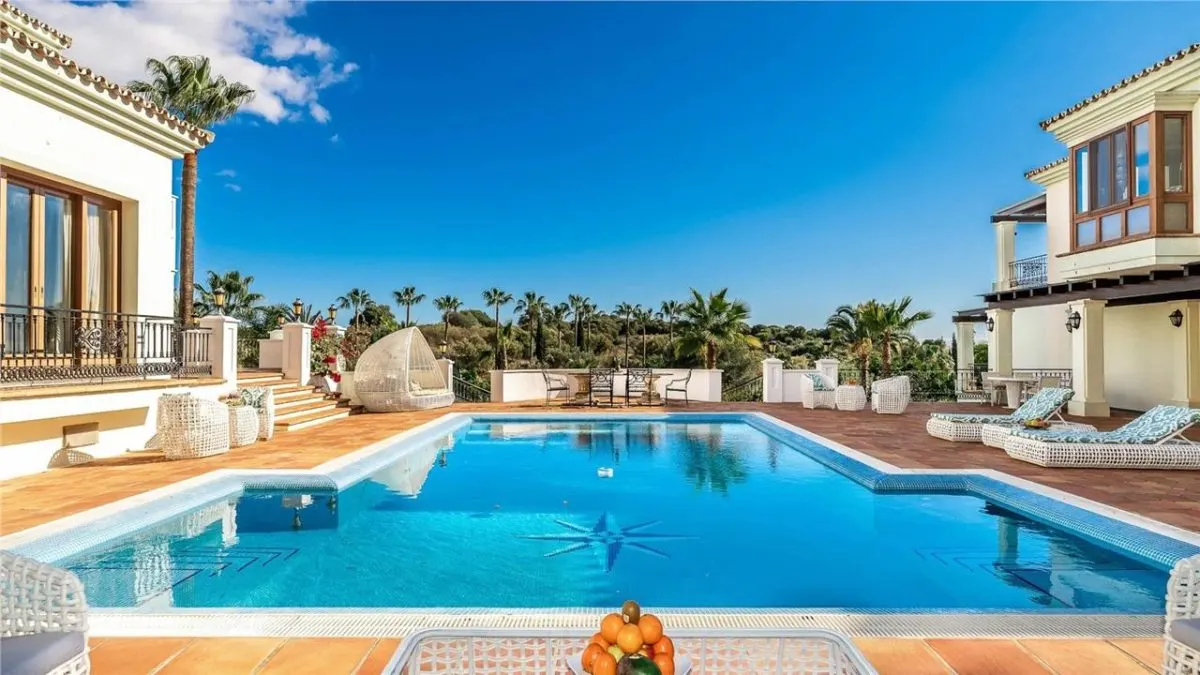 Villa Horizon 3 — Los Arqueros Private Estate, Benahavis view 5