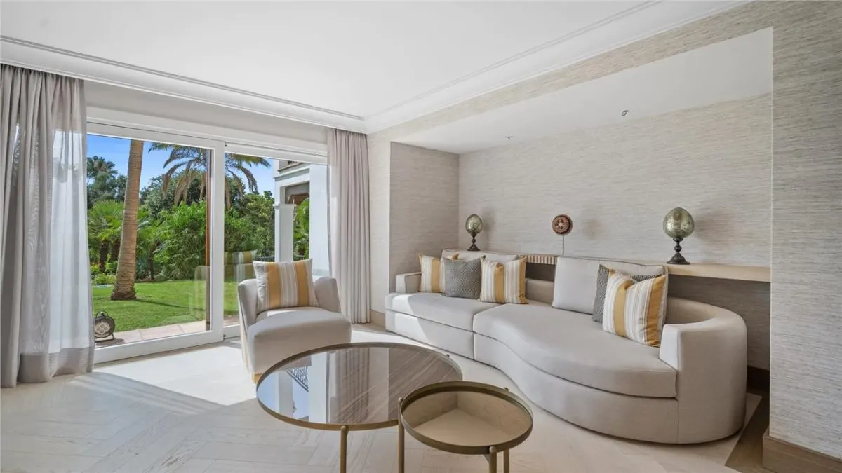 Villa Horizon 3 — Los Arqueros Private Estate, Benahavis view 8