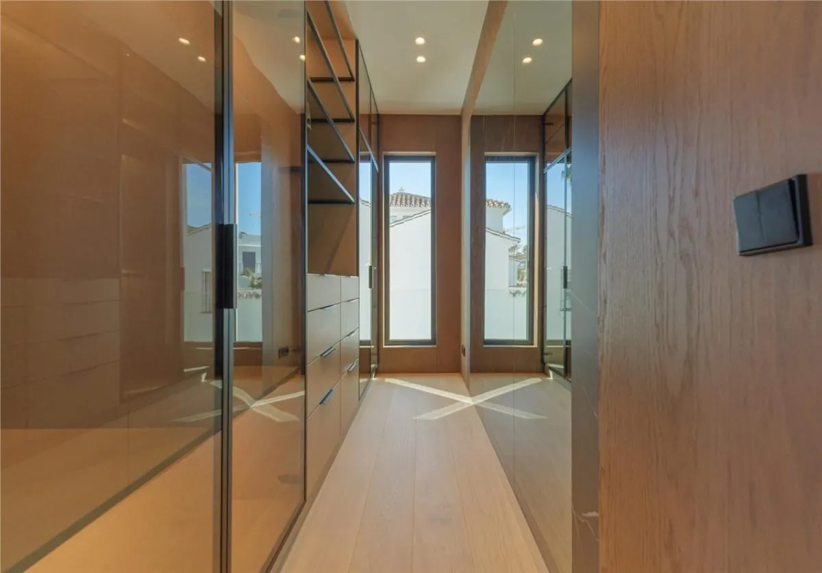 Villa Horizon 153 — Sierra Blanca Private Estate, Marbella view 23