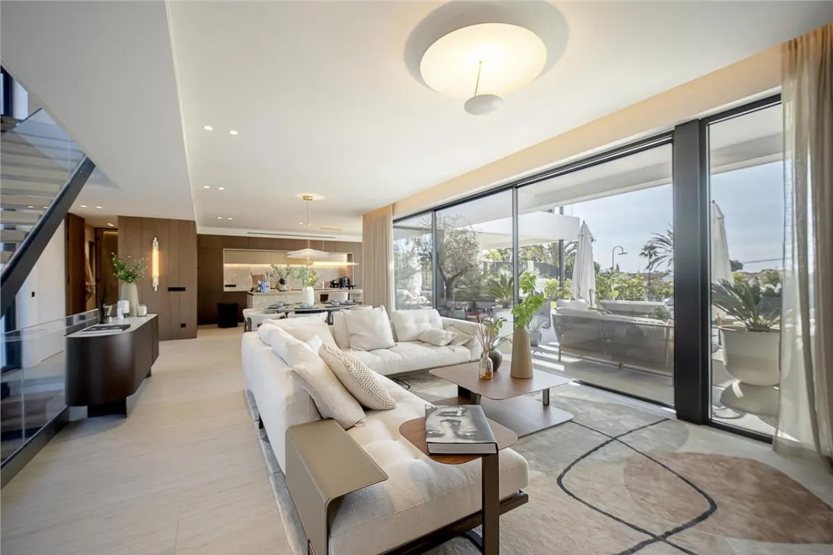 Villa Horizon 153 — Sierra Blanca Private Estate, Marbella view 4