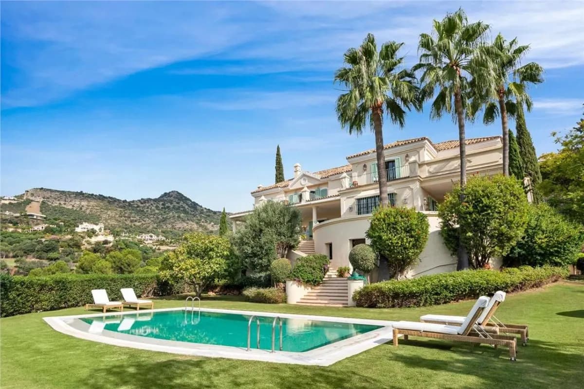 The Los Arqueros Architectural Residence 150 — Benahavis view 2