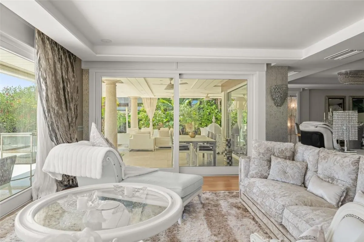 Villa Horizon 35 — Nagüeles Private Estate, Marbella view 11
