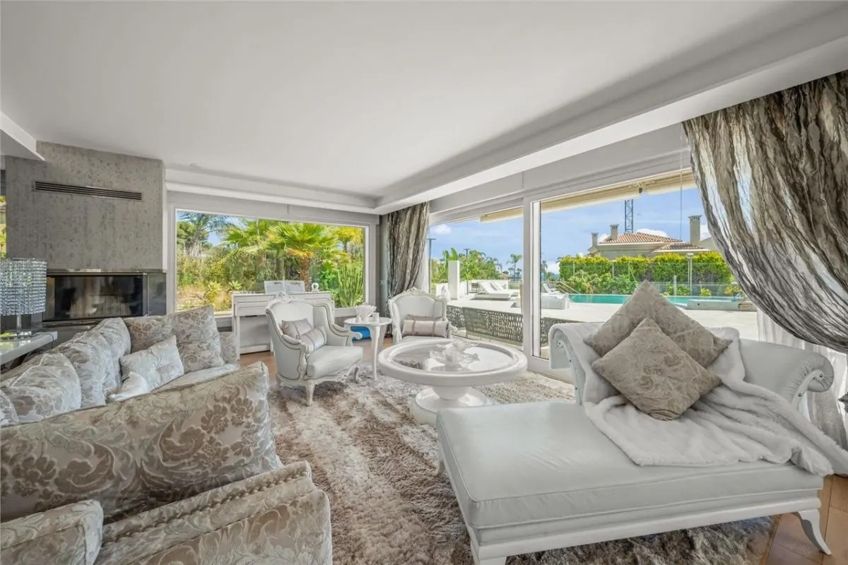 Villa Horizon 35 — Nagüeles Private Estate, Marbella view 12