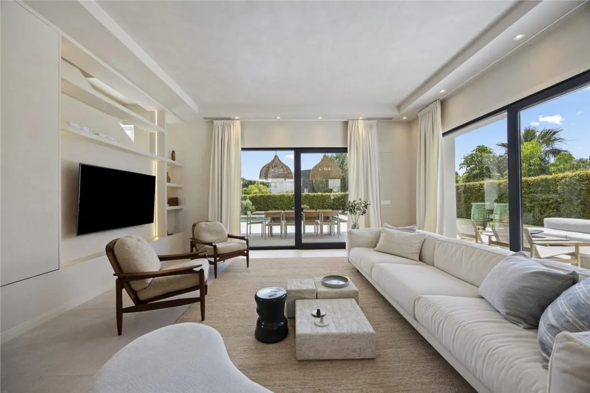 Villa Horizon 70 — El Madroñal Private Estate, Benahavis view 6
