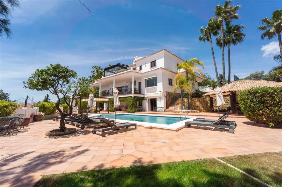 Contemporary Mediterranean Villa 131 — Los Monteros, Marbella view 2