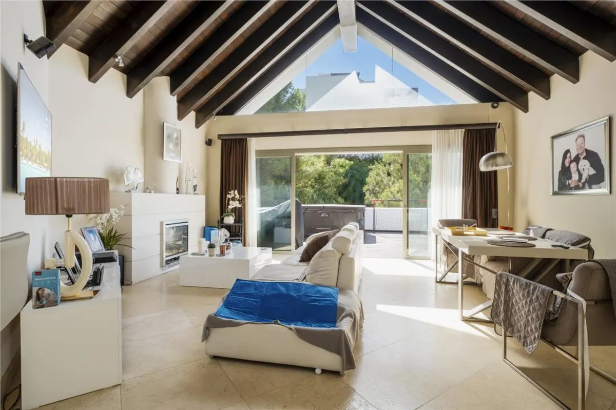 Panoramic Horizon Penthouse 81 — La Zagaleta, Benahavis view 3