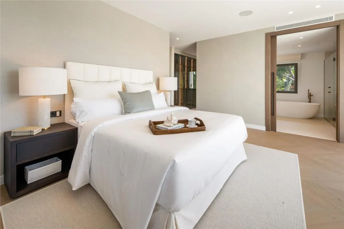 The El Madroñal Architectural Residence 50 — Benahavis view 11