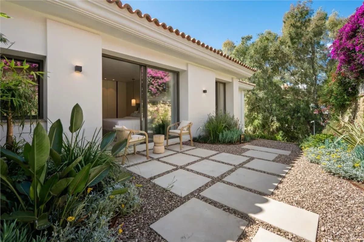 The El Madroñal Architectural Residence 50 — Benahavis view 18