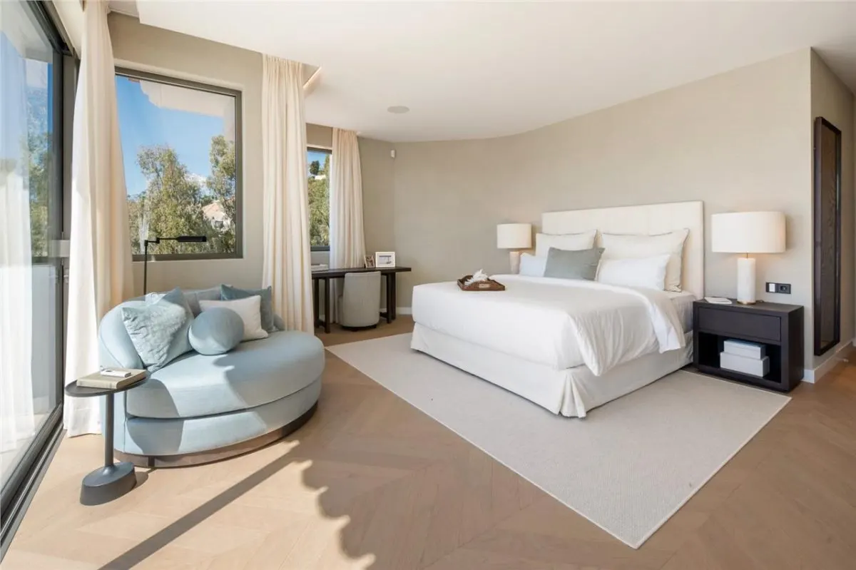 The El Madroñal Architectural Residence 50 — Benahavis view 10