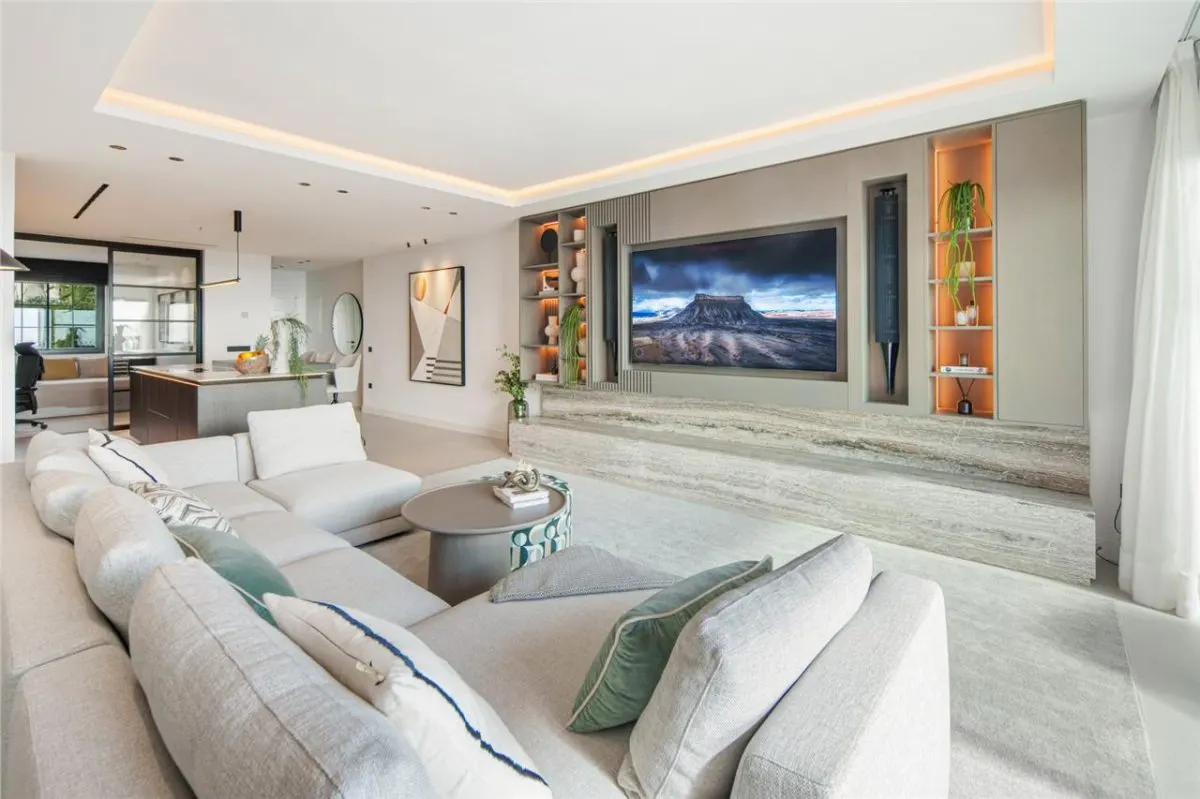 Panoramic Horizon Penthouse 93 — Nagüeles, Benahavis view 8
