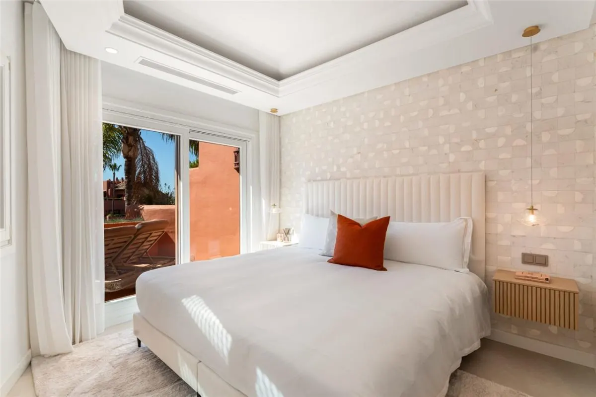 Panoramic Coastal Penthouse 167 — El Paraíso, Estepona view 15