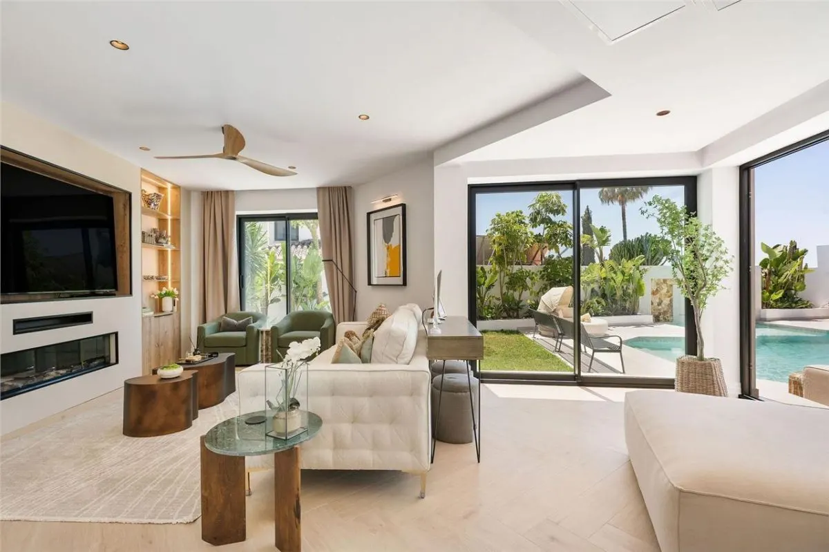Private Belvedere Estate 164 — Bahía Dorada, Estepona view 8
