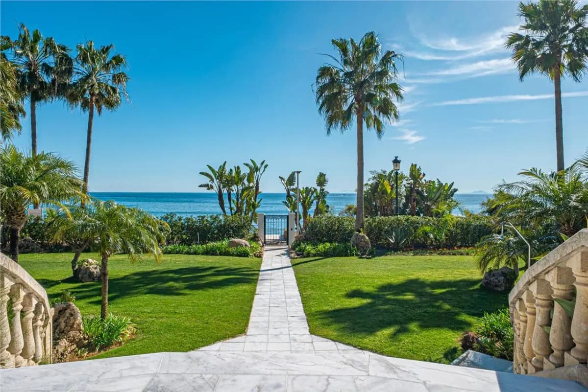 Villa Horizon 125 — Bel Air Private Estate, Estepona view 25