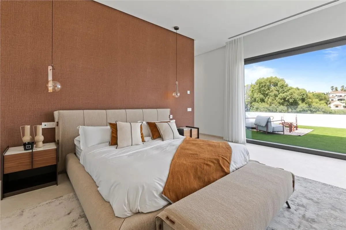Villa Horizon 95 — Calahonda Private Estate, Benahavis view 12