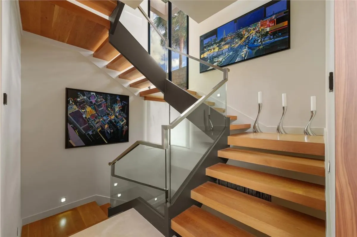 Contemporary Mediterranean Villa 59 — Marbella East, Marbella view 11