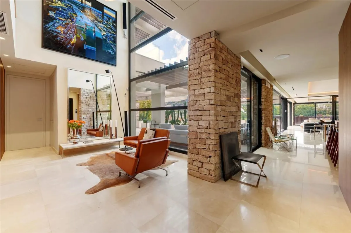 Contemporary Mediterranean Villa 59 — Marbella East, Marbella view 7