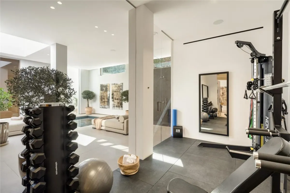 Villa Horizon 36 — Sierra Blanca Private Estate, Marbella view 16
