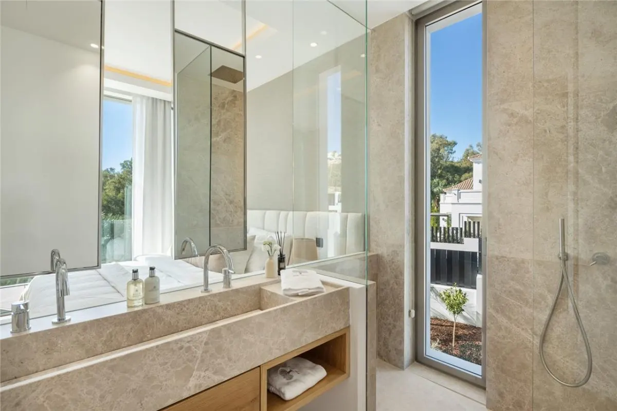 Villa Horizon 36 — Sierra Blanca Private Estate, Marbella view 18