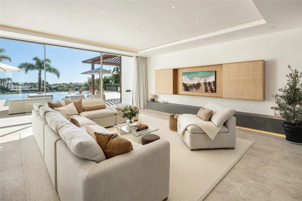 Villa Horizon 36 — Sierra Blanca Private Estate, Marbella view 6