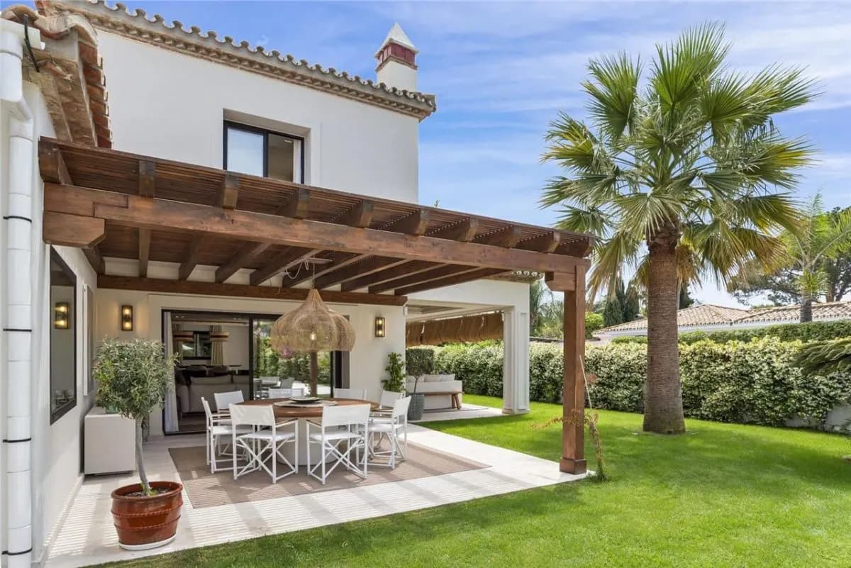 Villa Horizon 129 — Estepona Marina Private Estate, Estepona view 17
