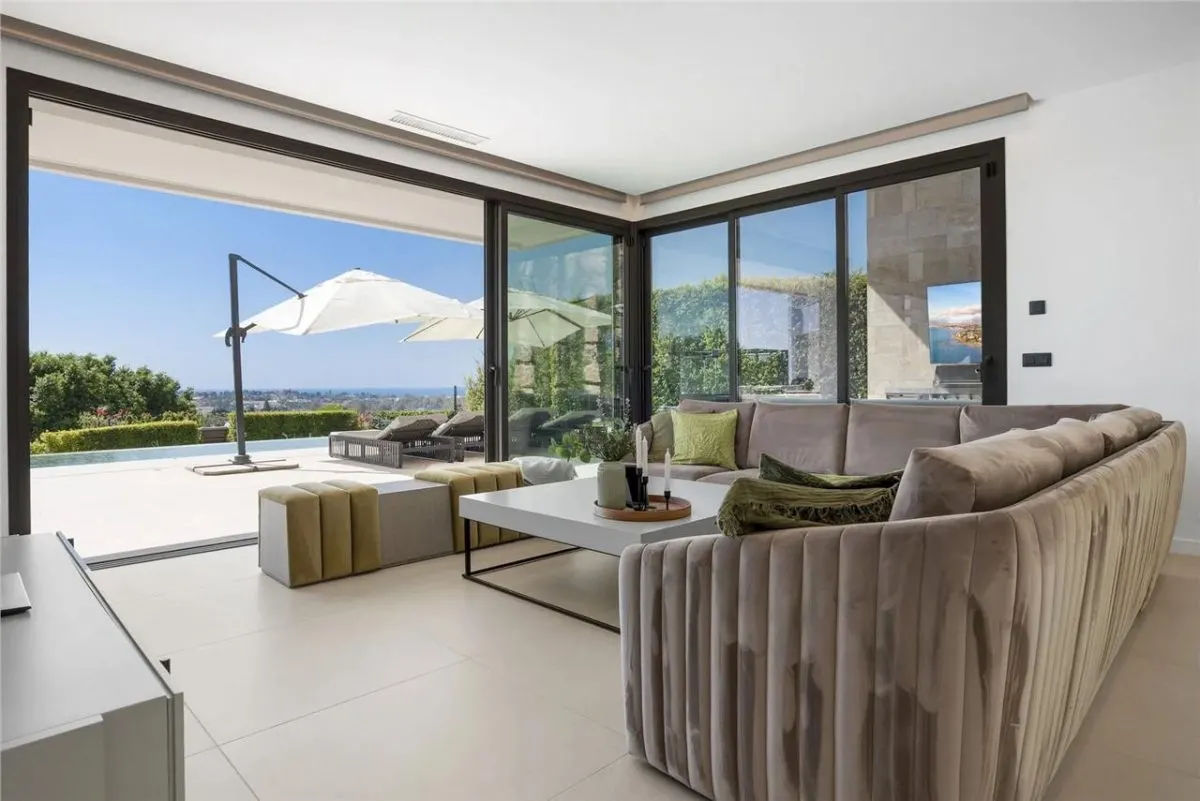 Contemporary Mediterranean Villa 135 — La Heredia, Benahavis view 3