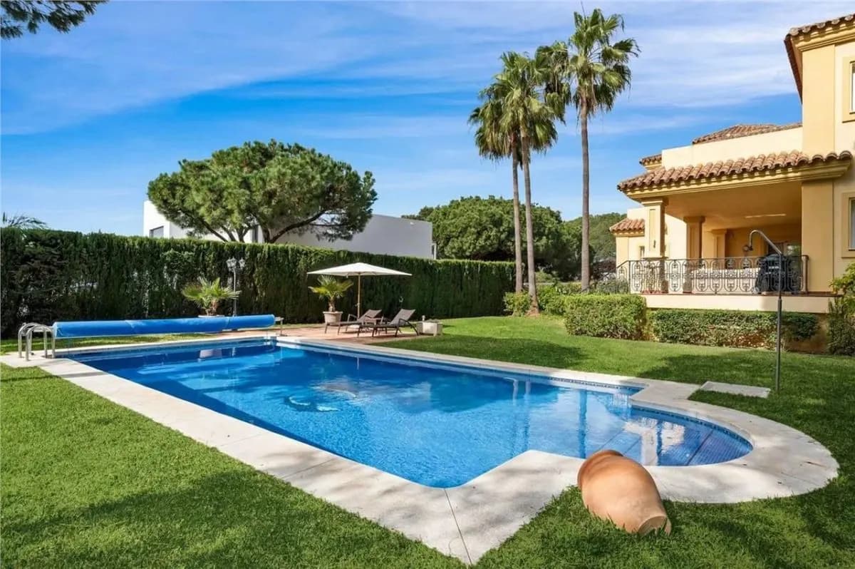 Villa Horizon 99 — Golden Mile Private Estate, Marbella view 2