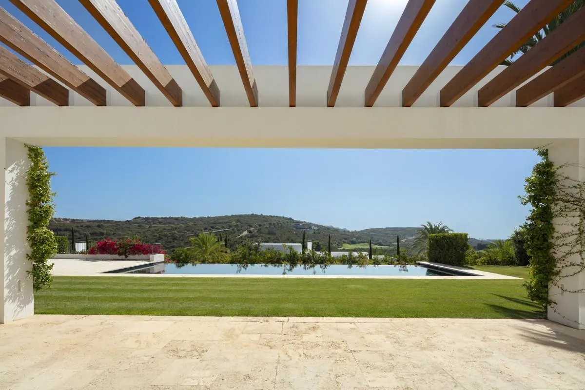 Contemporary Mediterranean Villa 99 — Doña Julia, Casares view 2