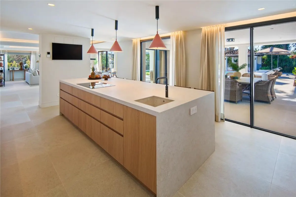 Villa Horizon 65 — Nueva Andalucía Private Estate, Marbella view 16