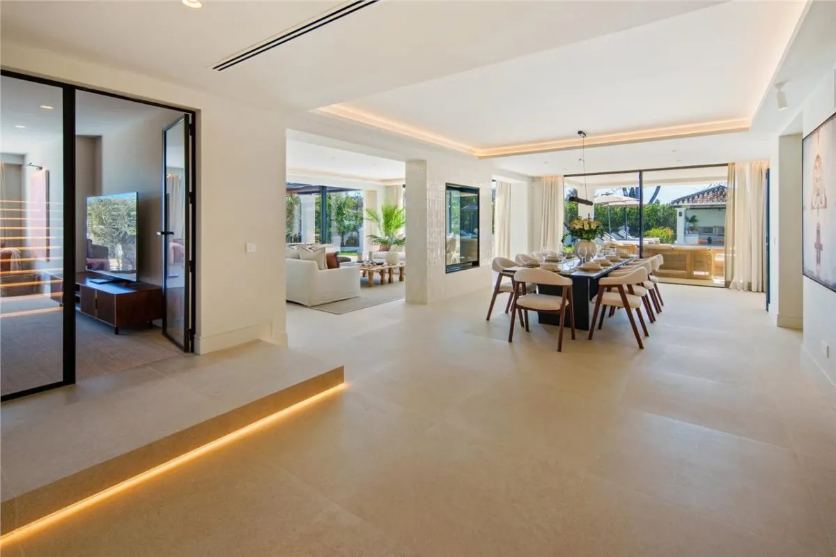 Villa Horizon 65 — Nueva Andalucía Private Estate, Marbella view 9