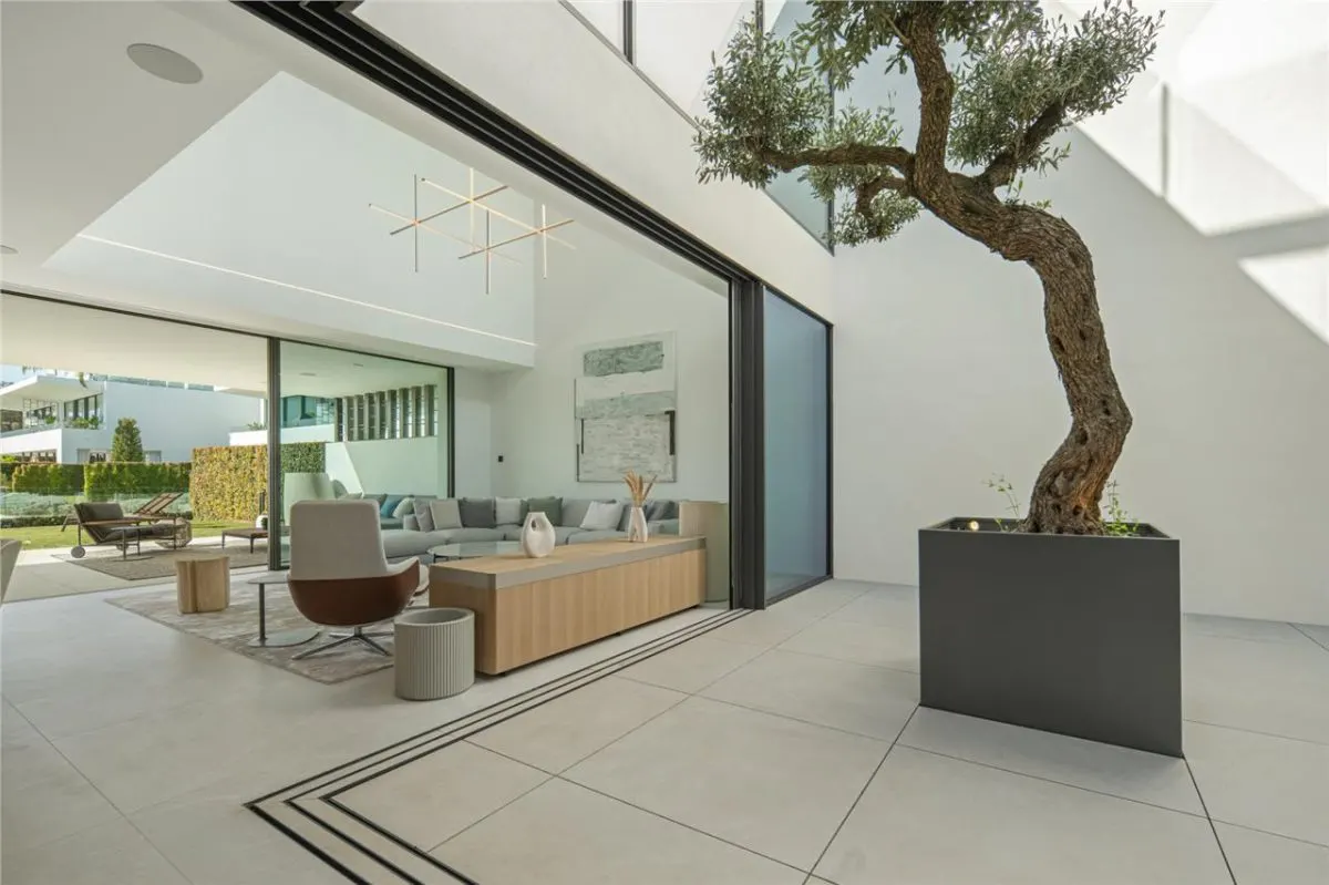 Private Belvedere Estate 60 — Marbesa, Marbella view 17