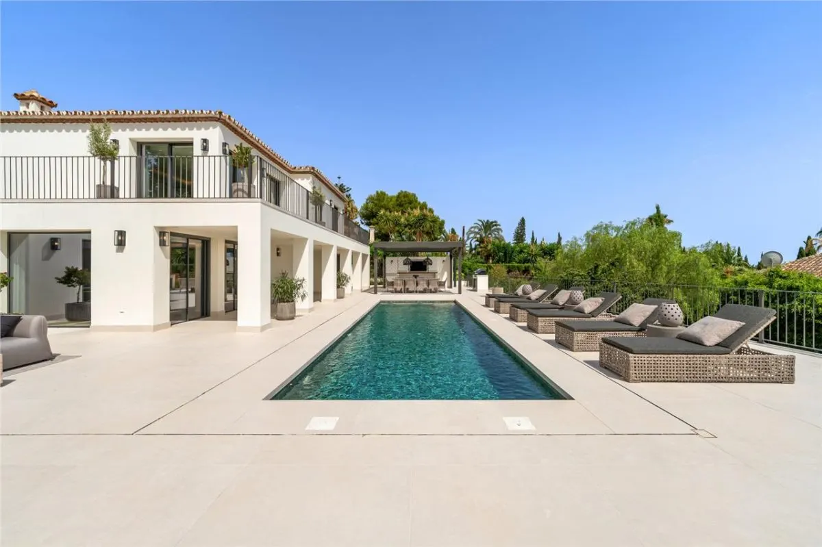 Villa Horizon 47 — Los Monteros Private Estate, Marbella view 2