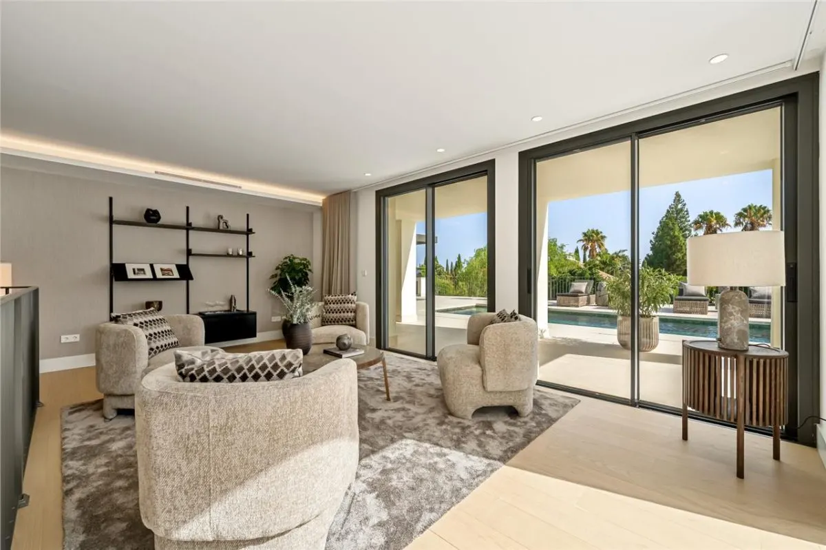Villa Horizon 47 — Los Monteros Private Estate, Marbella view 19