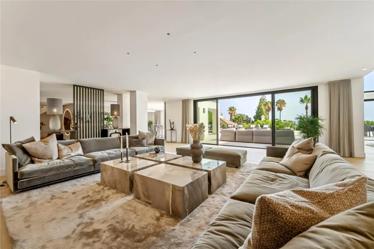 Villa Horizon 47 — Los Monteros Private Estate, Marbella view 3