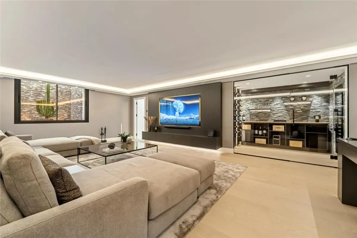 Villa Horizon 47 — Los Monteros Private Estate, Marbella view 21