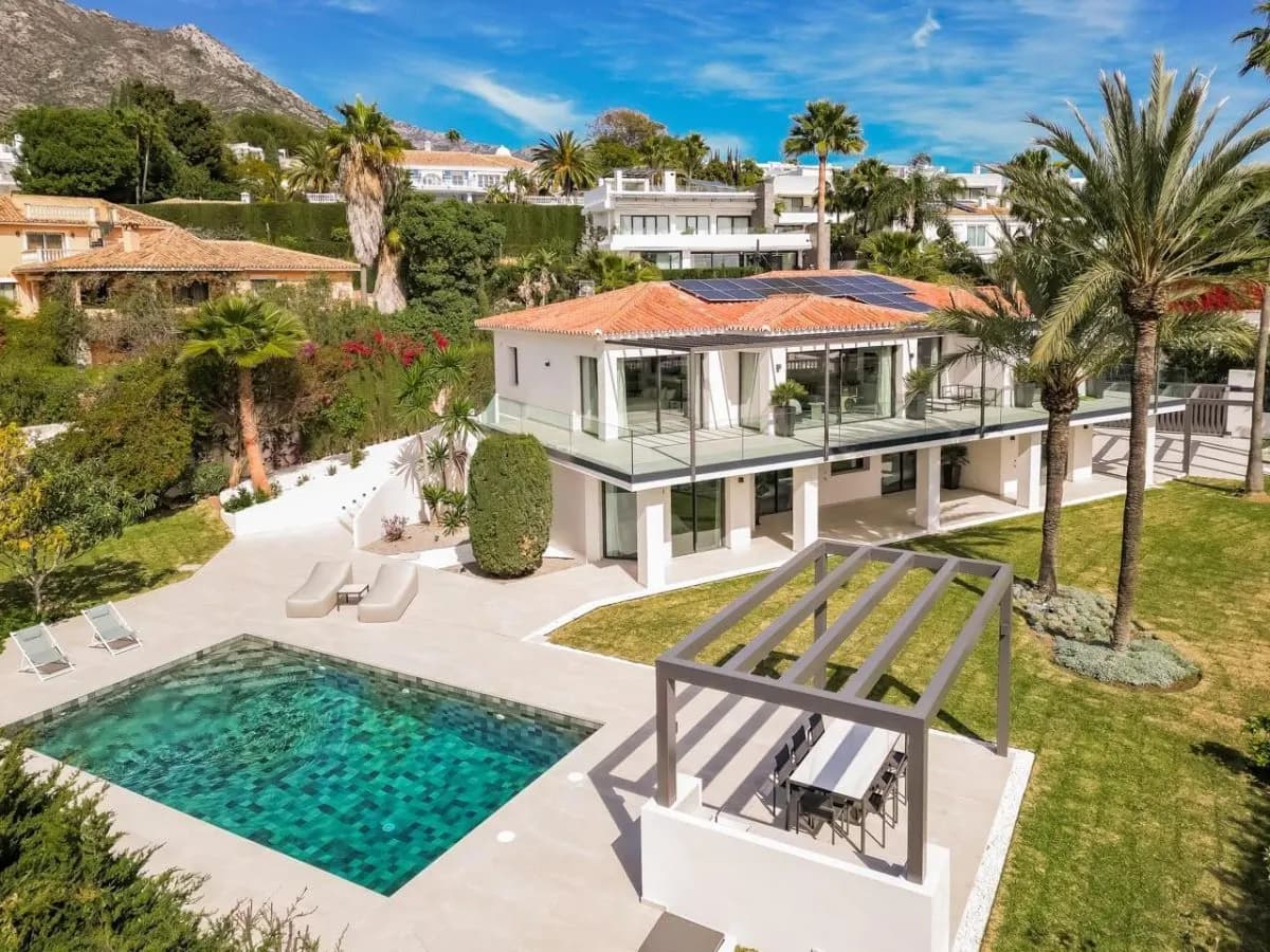 Contemporary Mediterranean Villa 123 — Rio Real, Marbella — Photograph 1