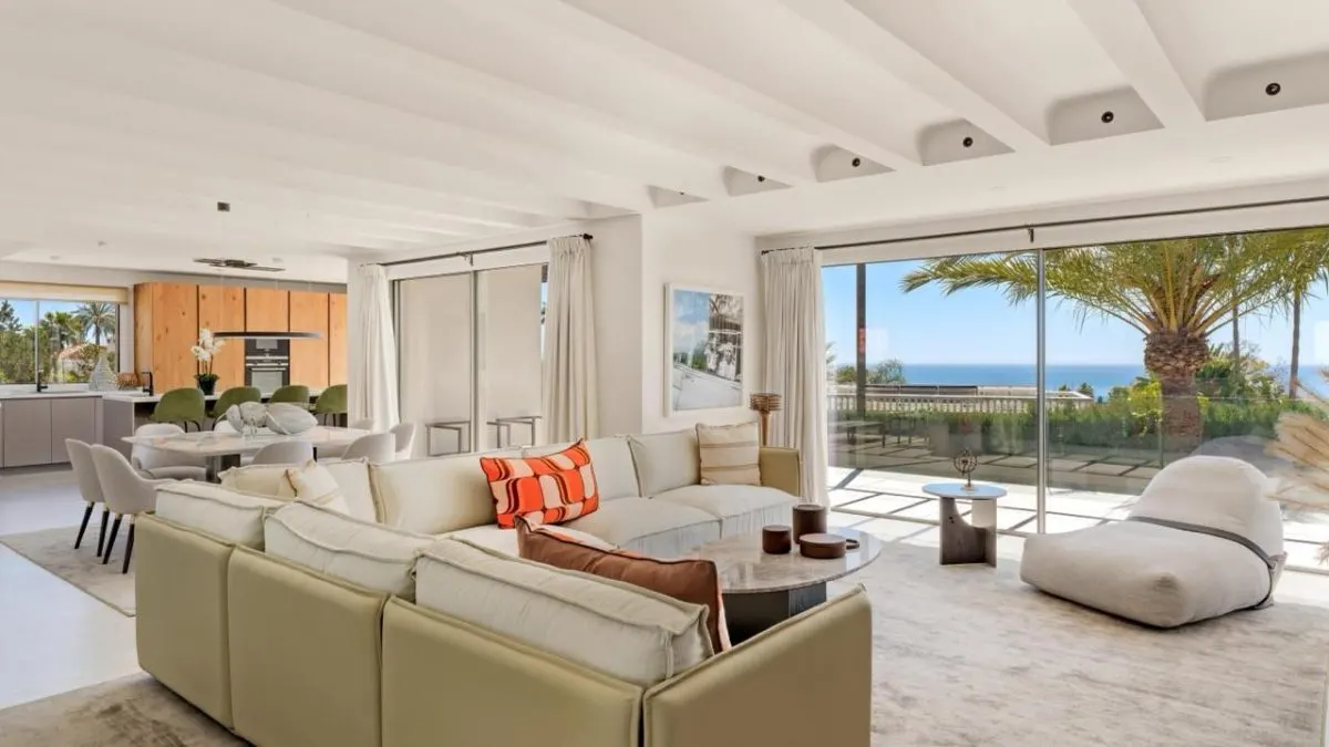 Contemporary Mediterranean Villa 123 — Rio Real, Marbella view 14